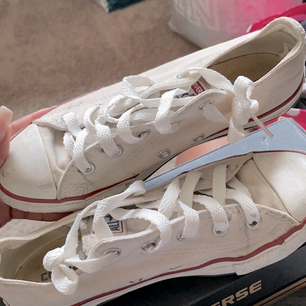 Converse - Picture 3 of 5